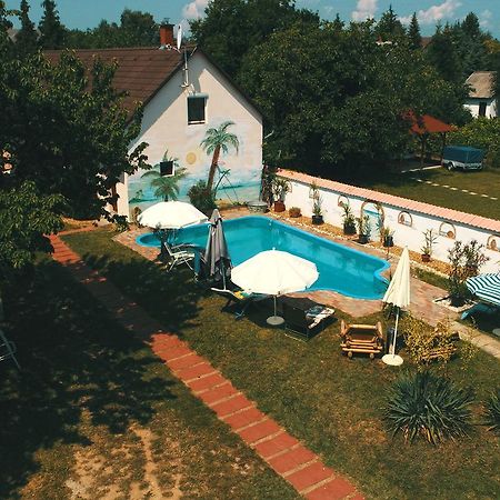 Pension Elisabeth Balatonlelle Dış mekan fotoğraf